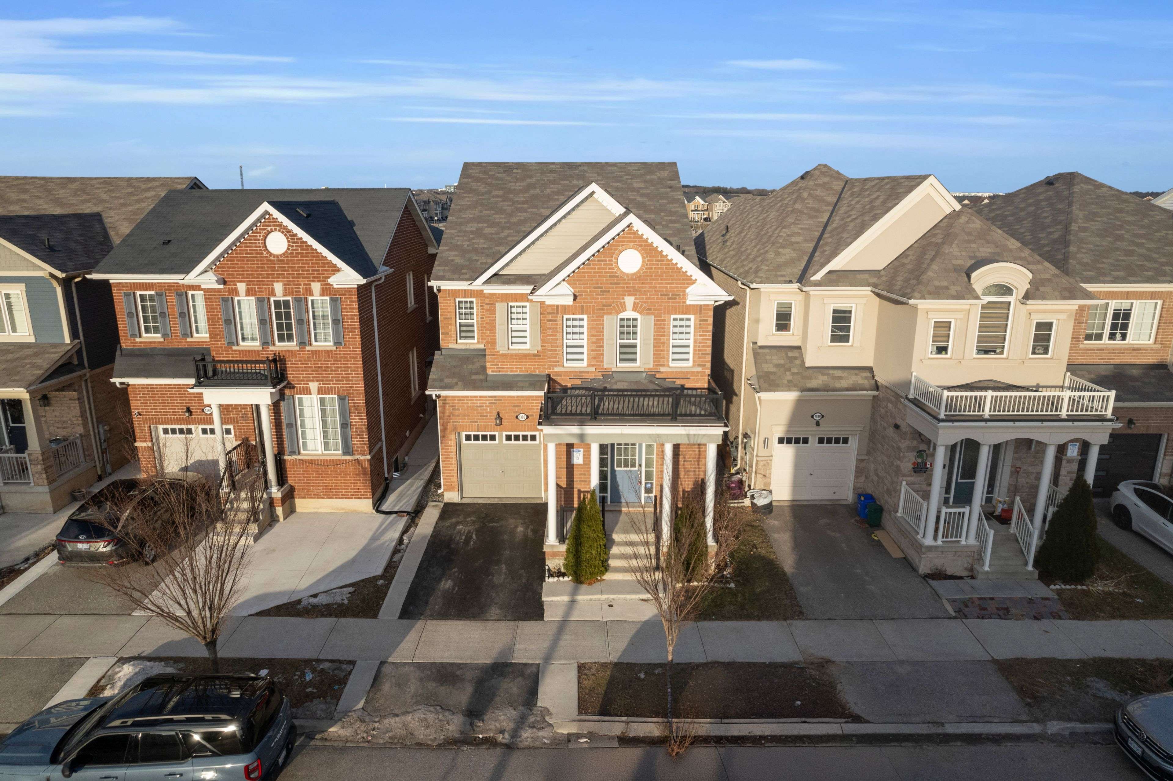 Milton, ON L9E 1G7,1395 Chretien ST