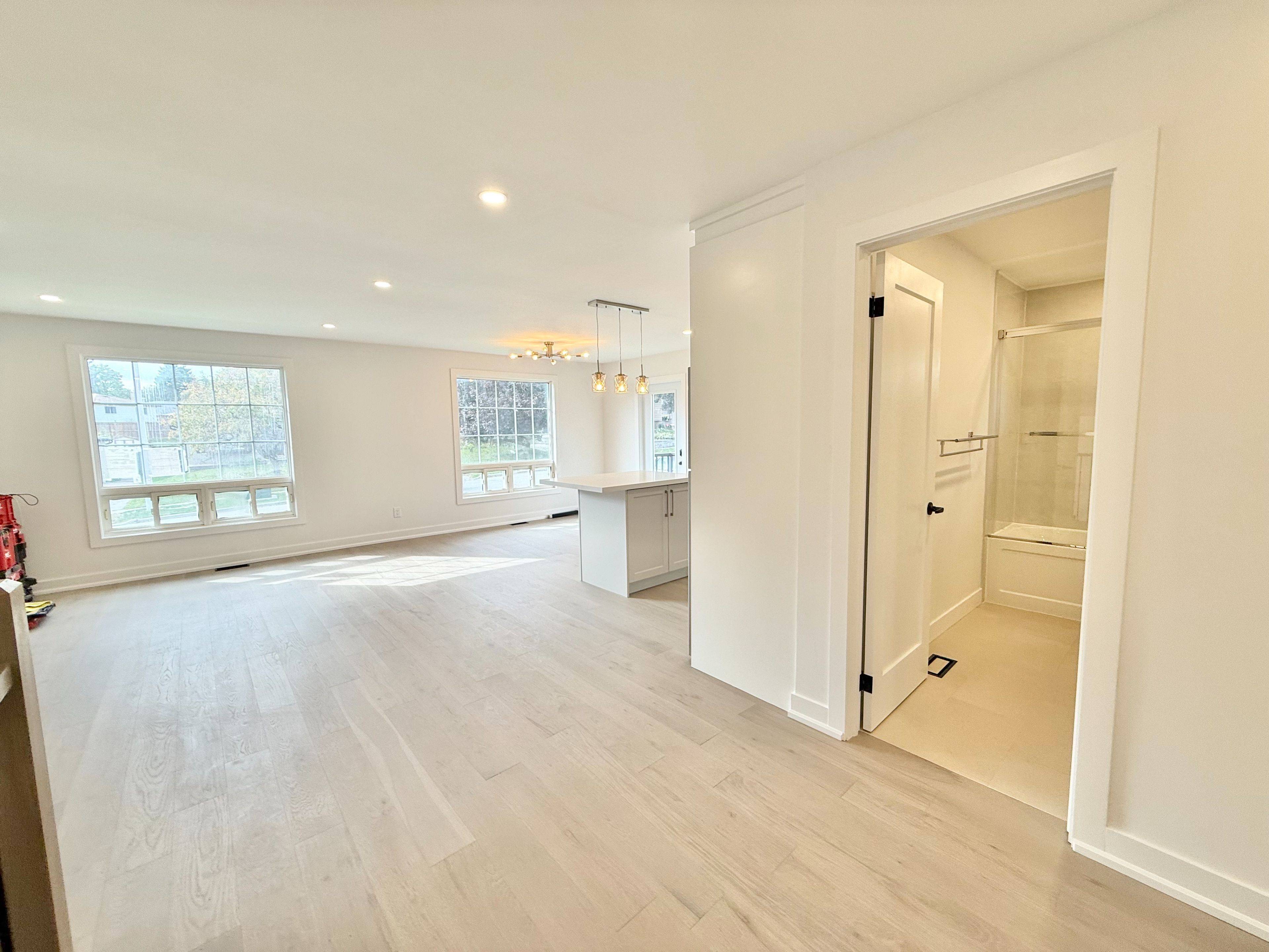 Cambridge, ON N3C 2X6,87 Scott RD #1