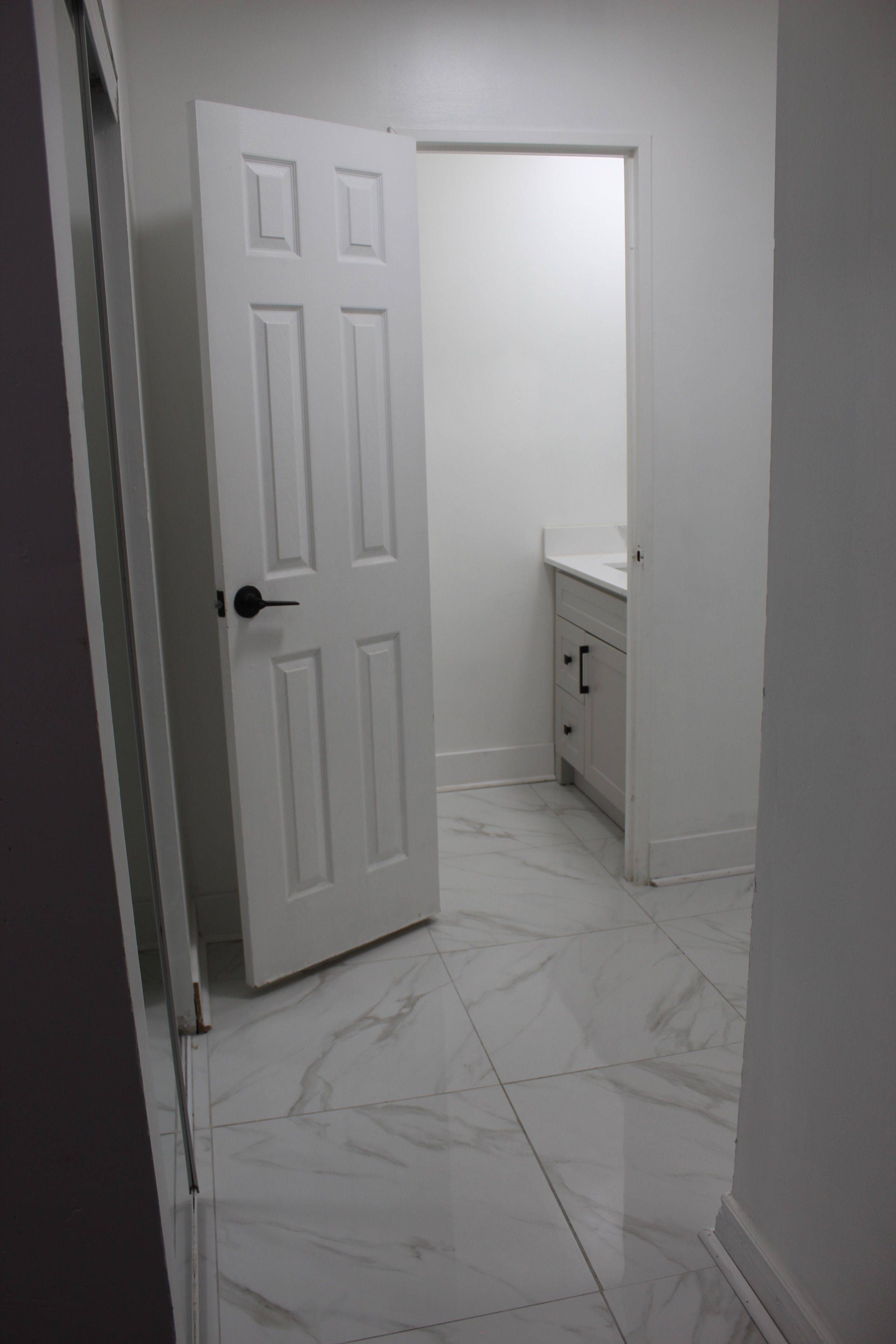 Kitchener, ON N2A 2L8,137 Jansen AVE