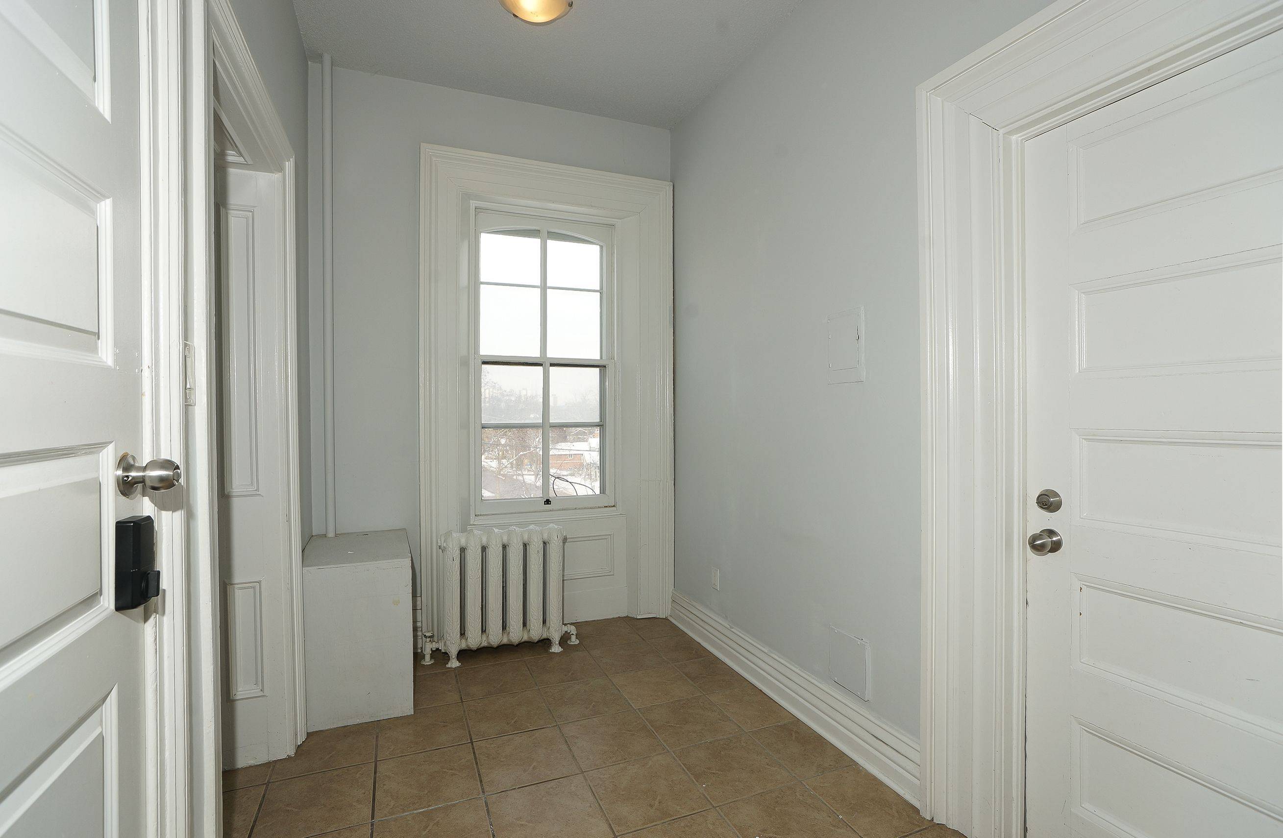 London South, ON N6C 1P6,53 Mcclary AVE #Unit 4