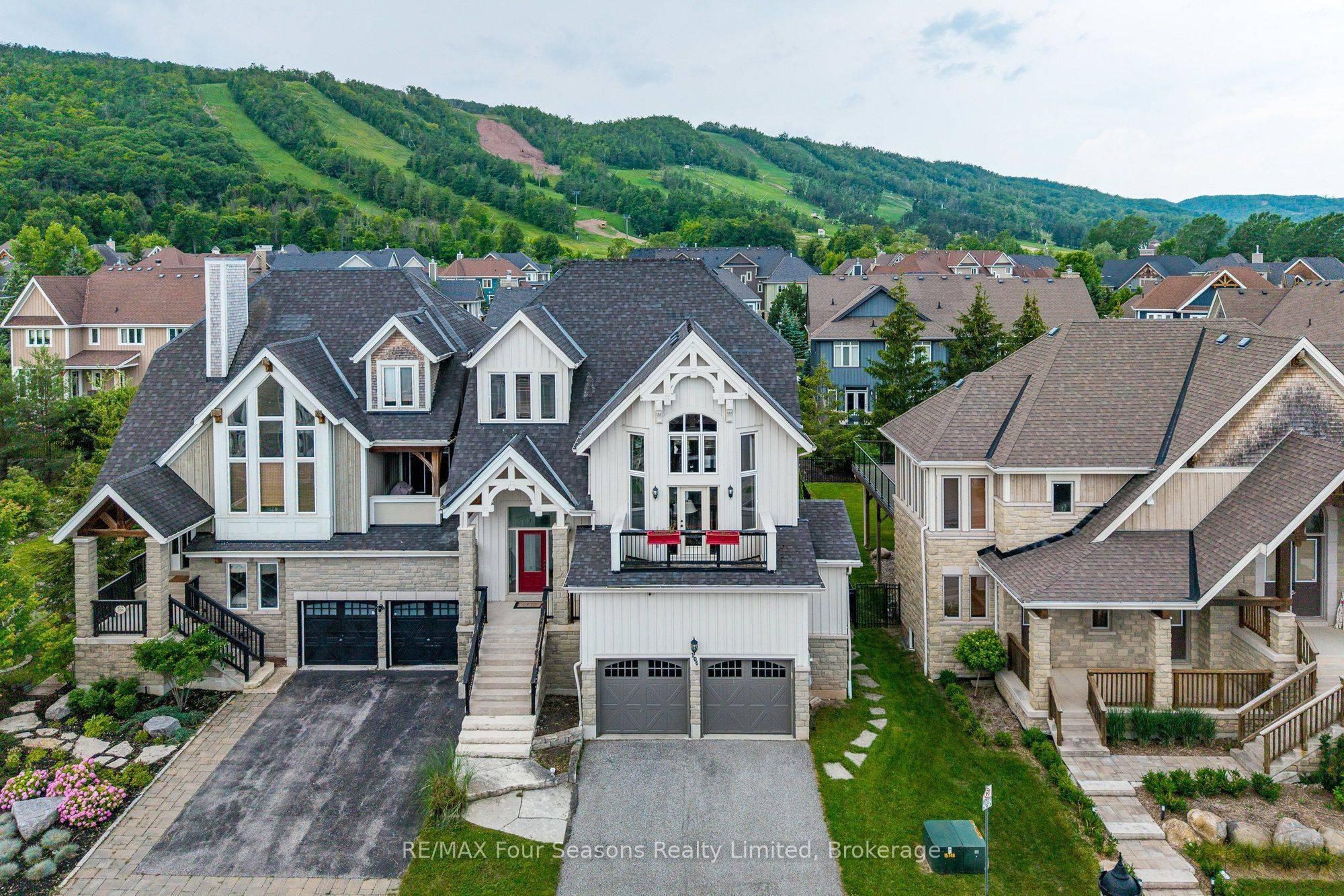 Blue Mountains, ON L9Y 0B6,106 Venture BLVD