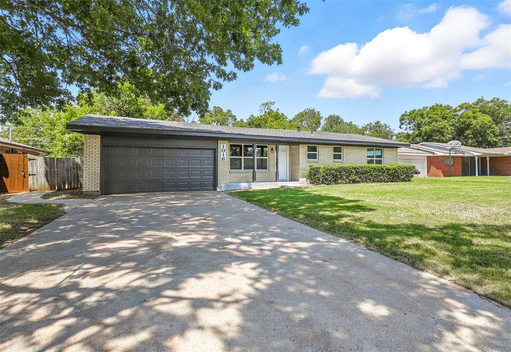 Cleburne, TX 76033,1016 Sheridan Lane