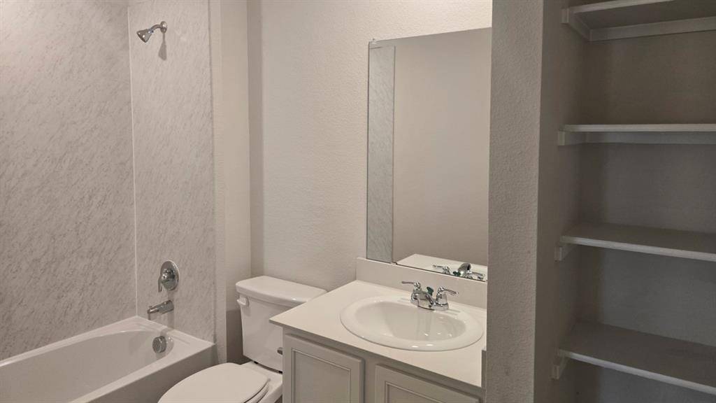 Sherman, TX 75090,904 Jefferson Way