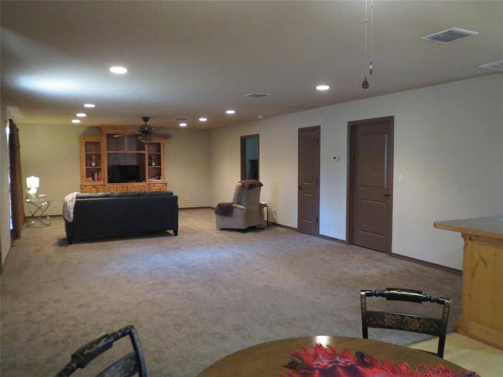 Paradise, TX 76073,1271 County Road 3555