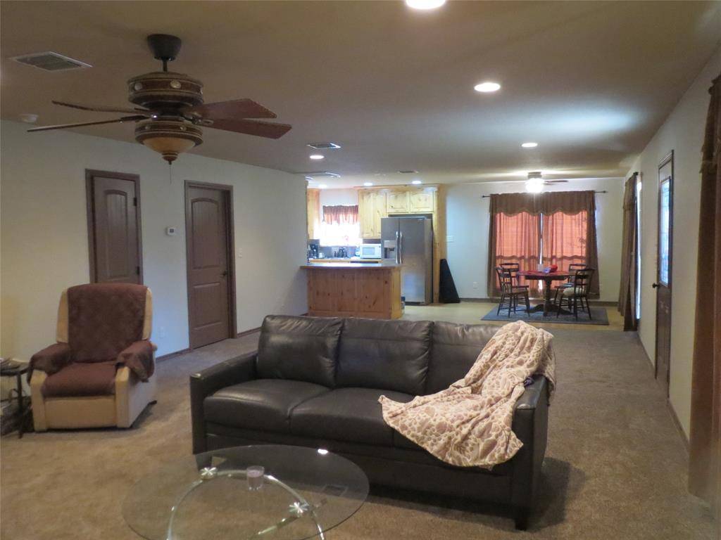 Paradise, TX 76073,1271 County Road 3555