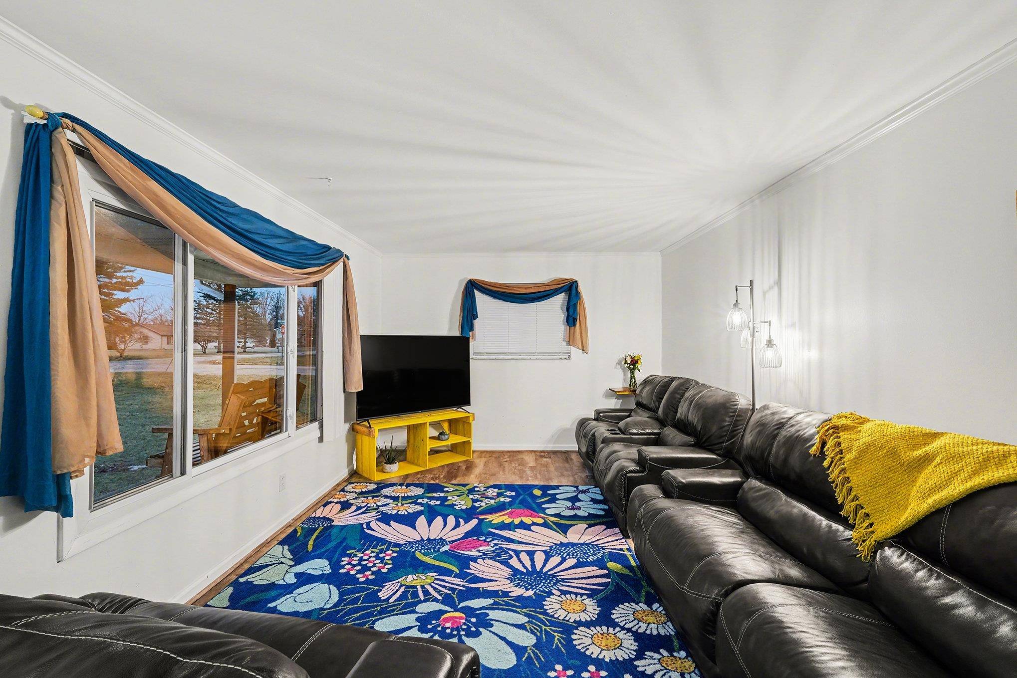 Flint, MI 48506,3430 Blue Lake DR