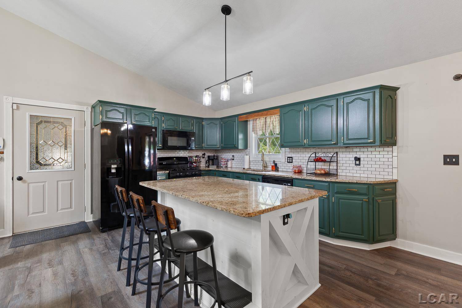 Jackson, MI 49201,5252 Draper RD