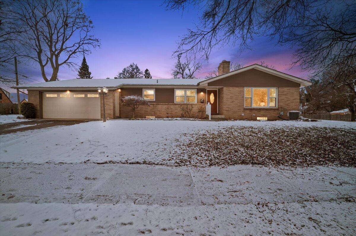 Grand Rapids, MI 49505,700 Aberdeen ST NE