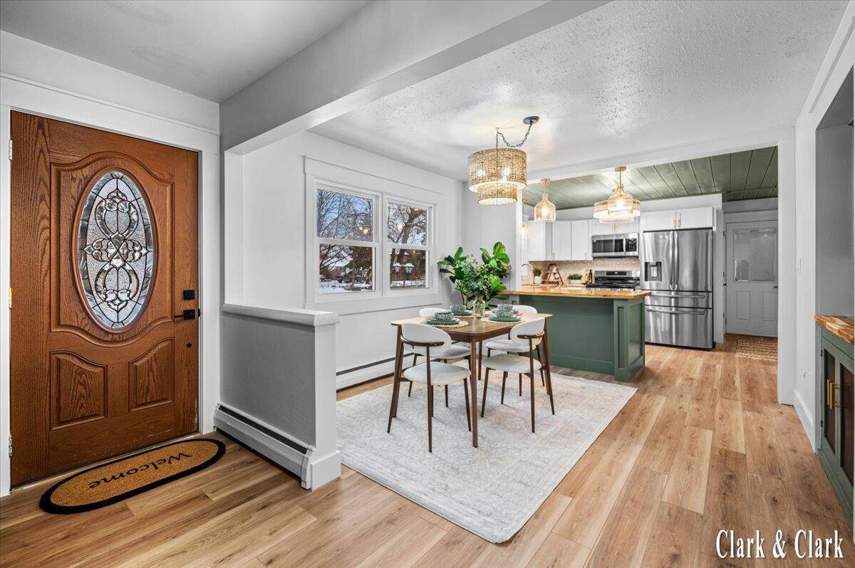 Grand Rapids, MI 49505,700 Aberdeen ST NE