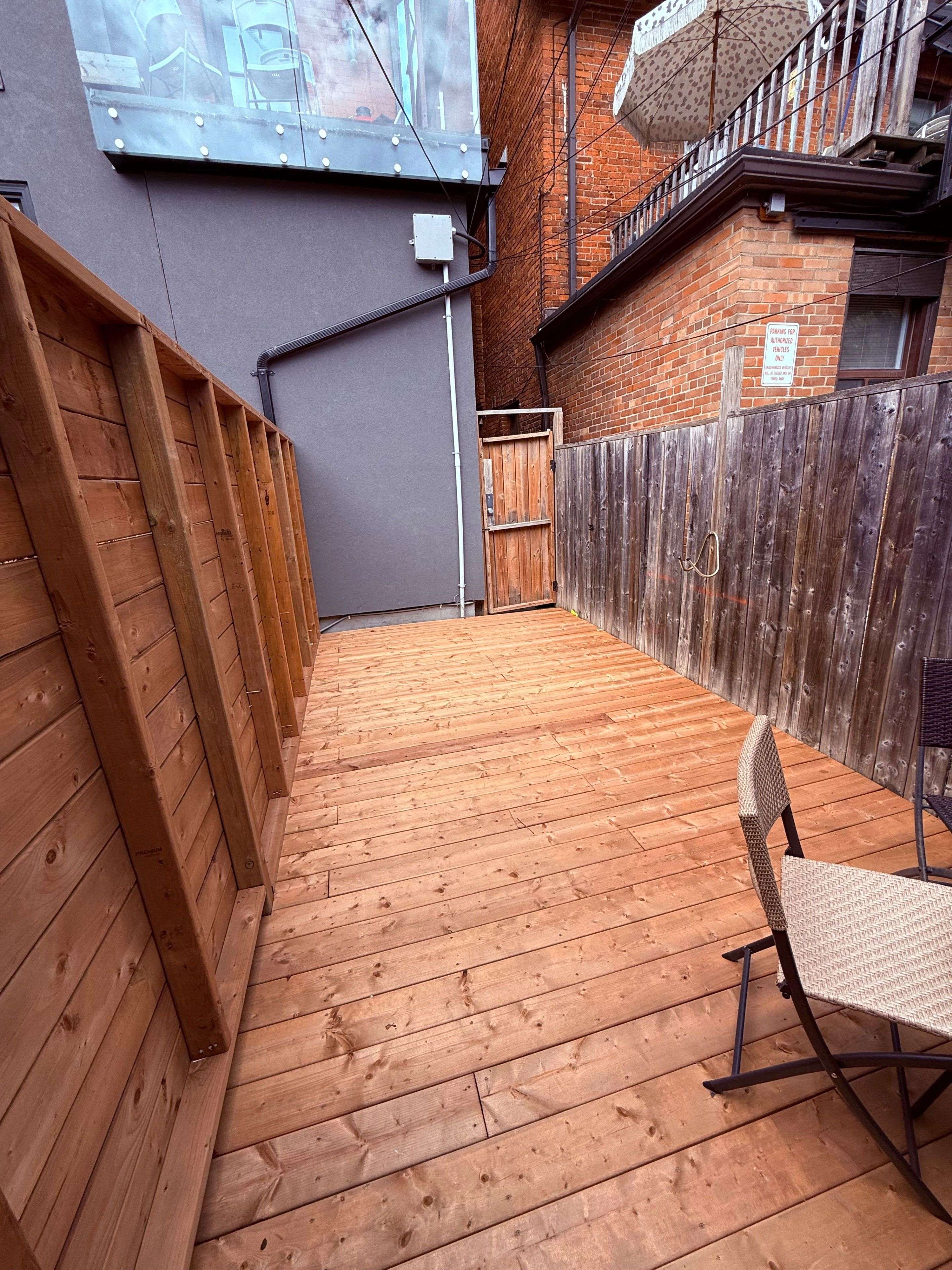 Toronto C01, ON M5T 1N1,43 Cecil ST #Rear