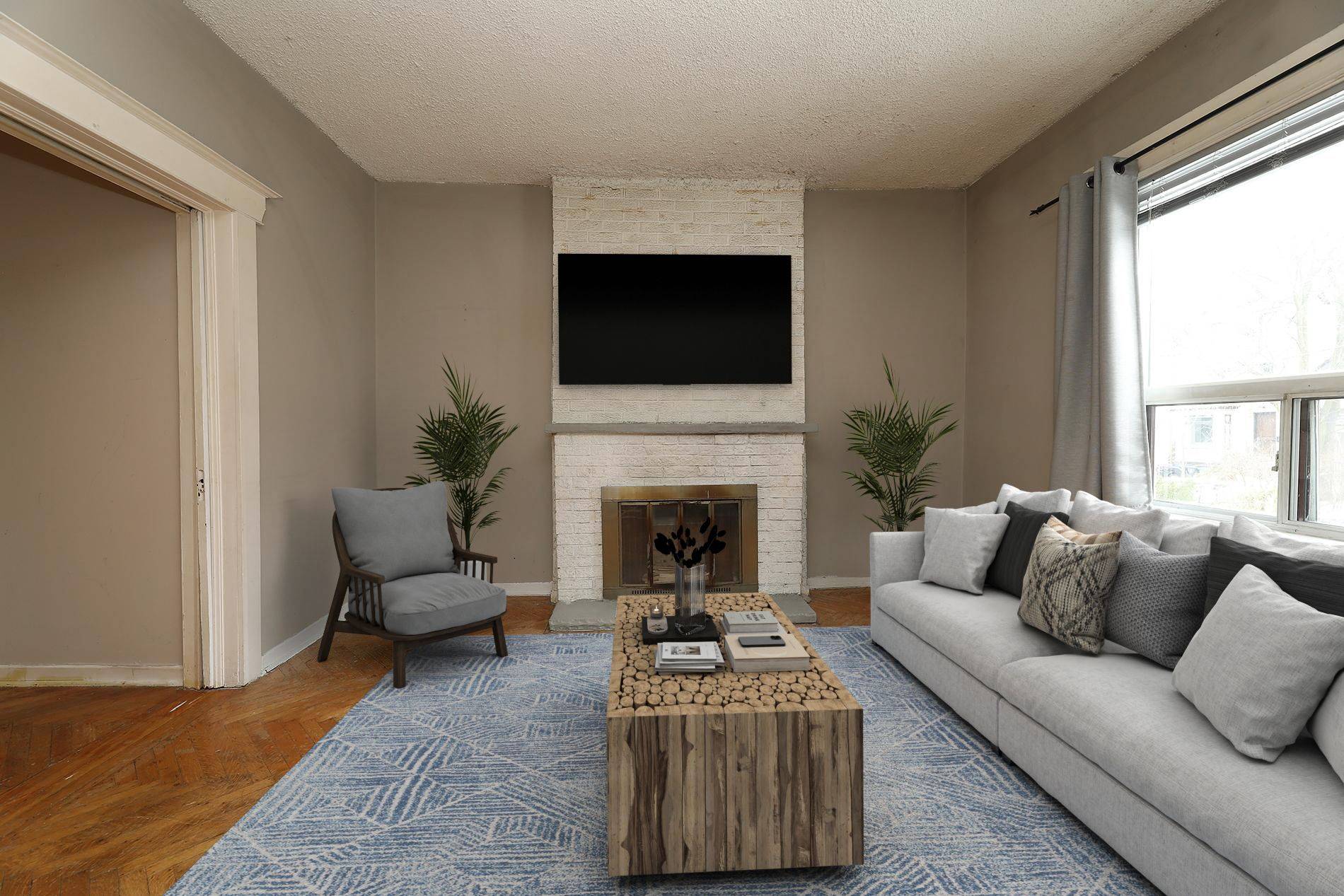 Toronto E02, ON M4L 3T4,183 Waverley RD