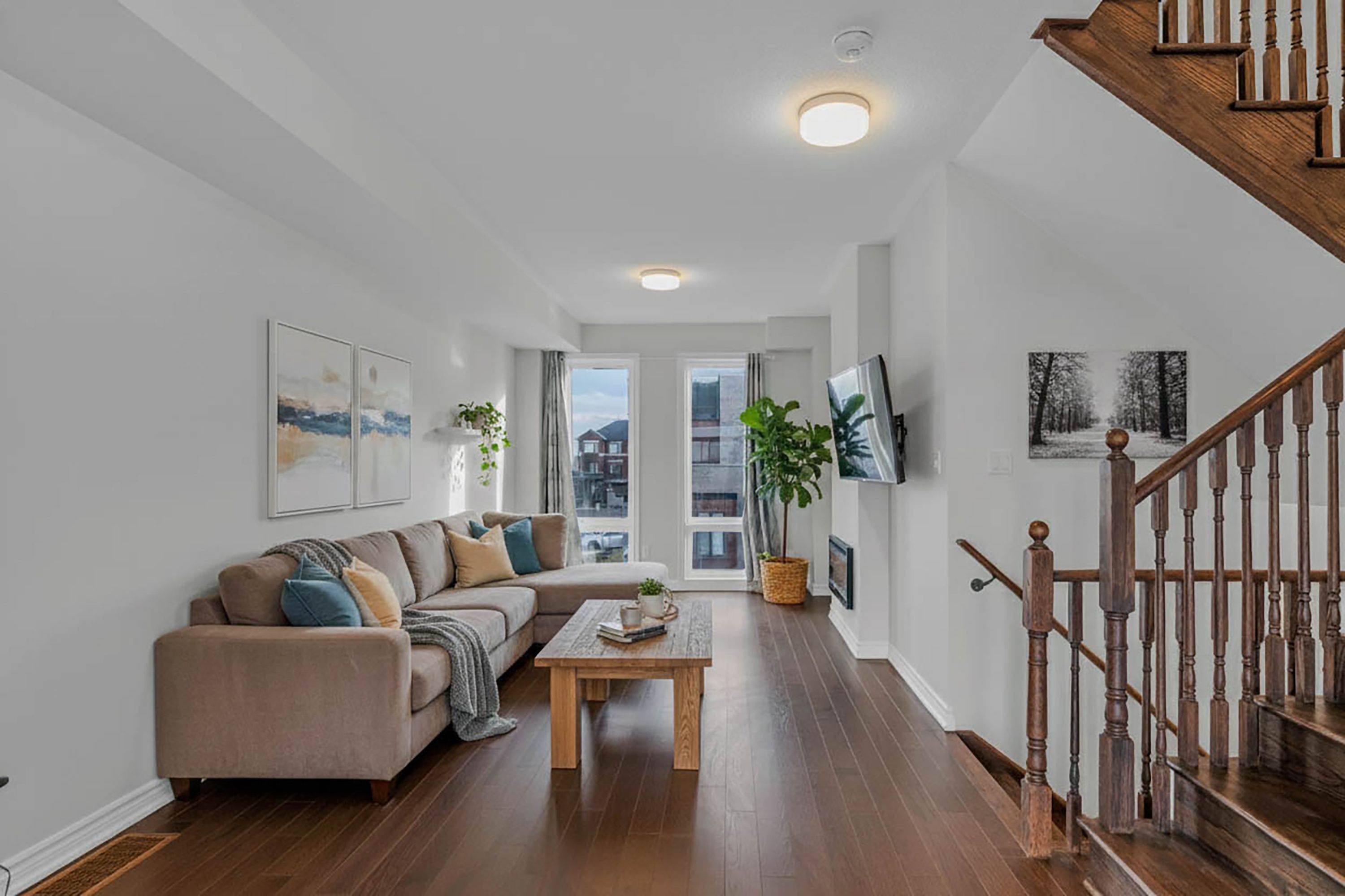 Ajax, ON L1Z 0V4,40 Douet LN