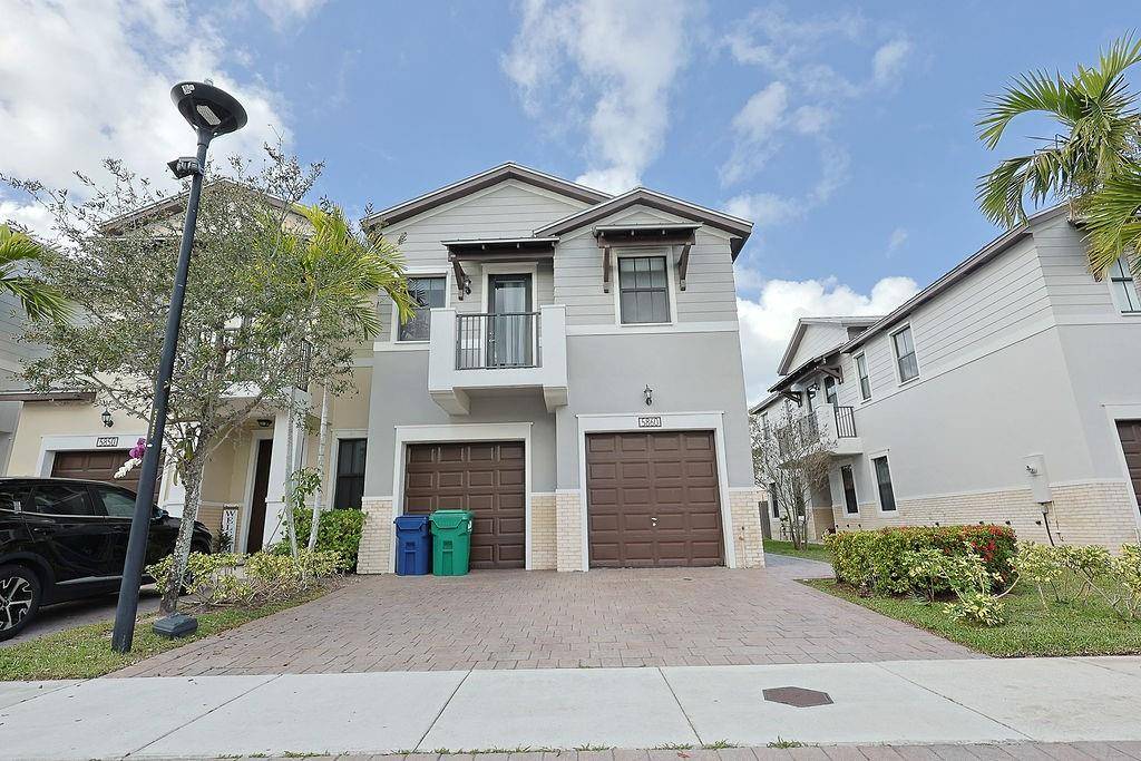 Doral, FL 33178,5860 NW 104th Path