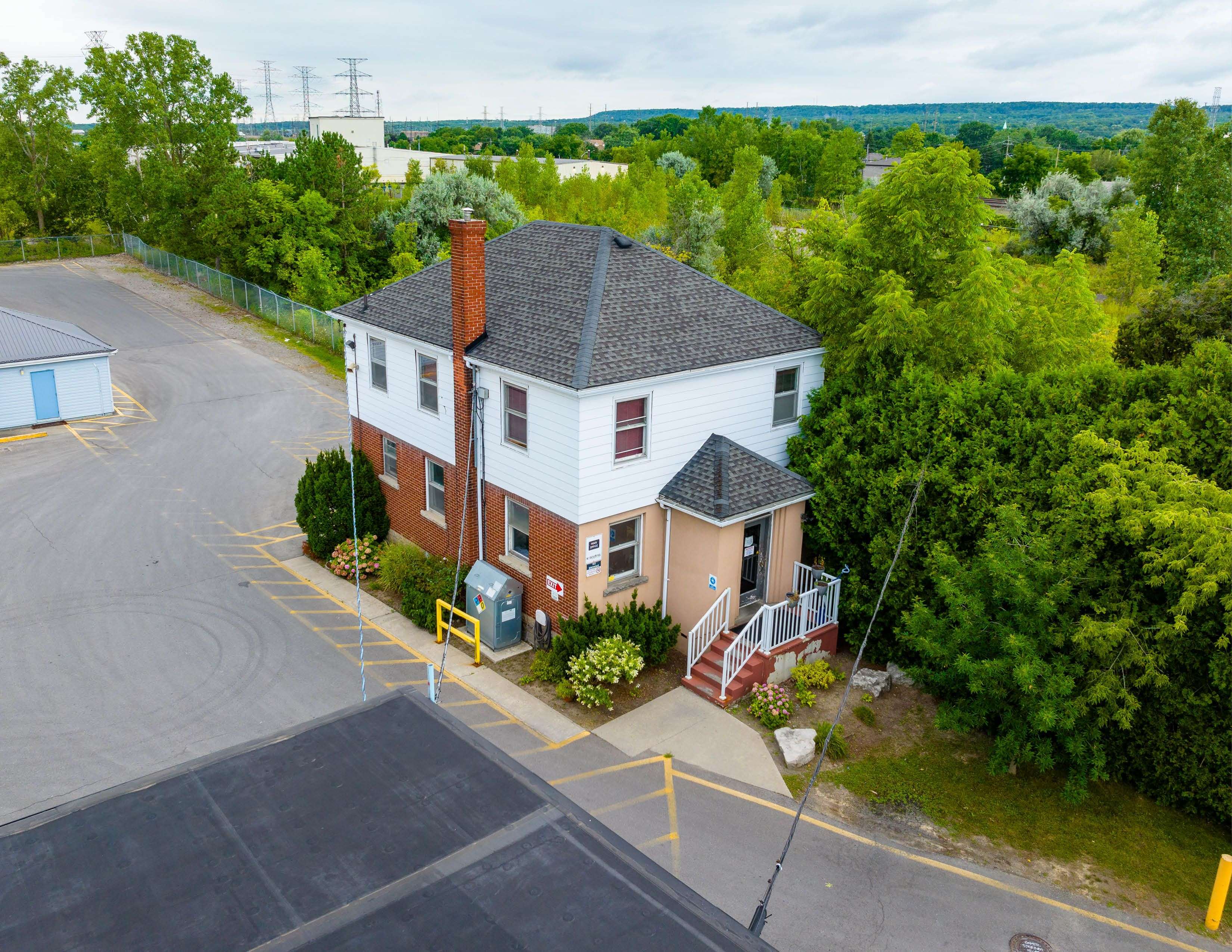 Burlington, ON L7R 2J7,Address not disclosed