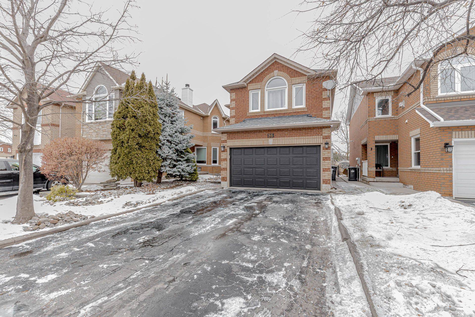 Brampton, ON L6V 4J2,36 Valonia DR