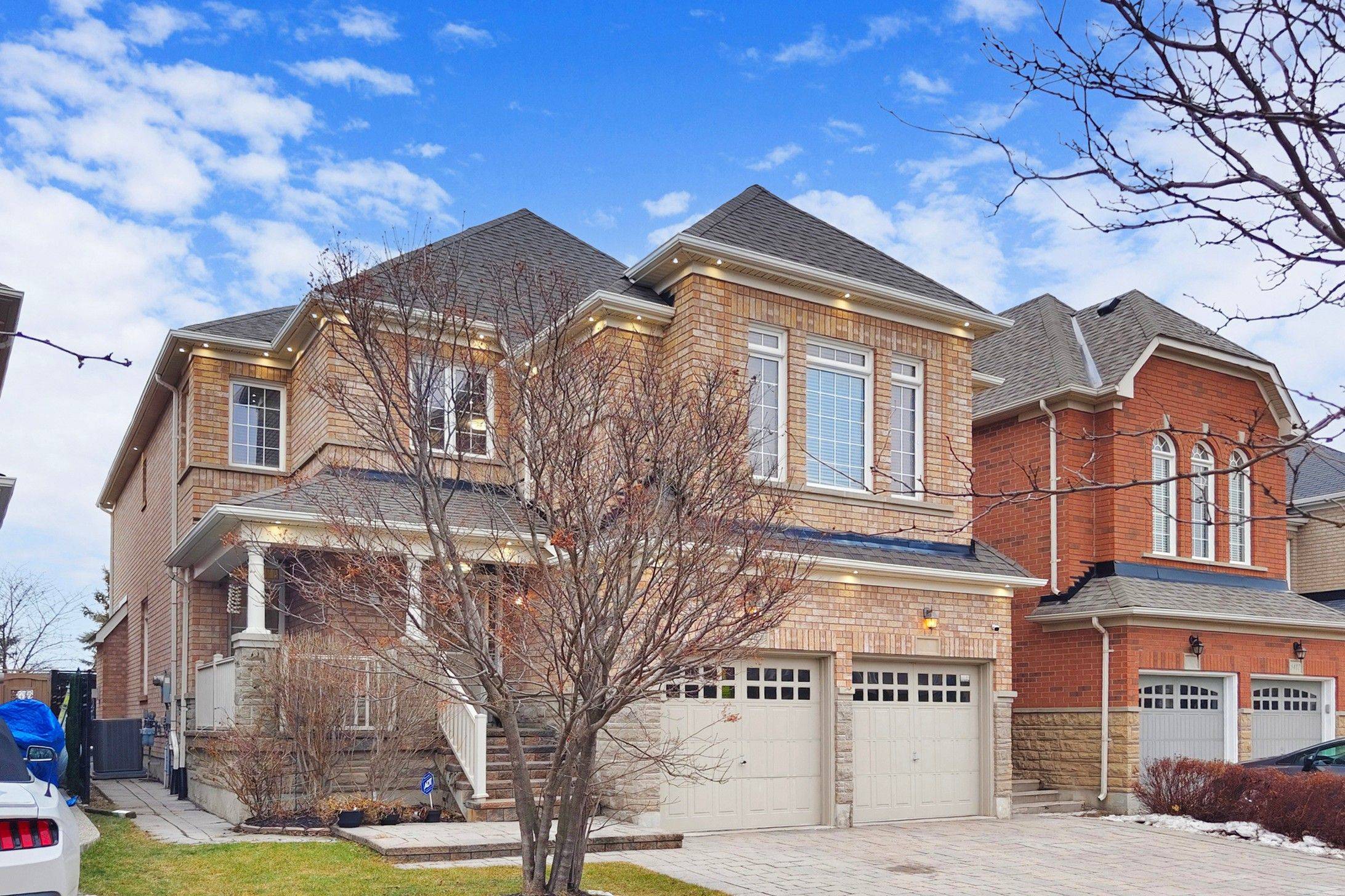 Mississauga, ON L5M 0J8,5421 Freshwater DR