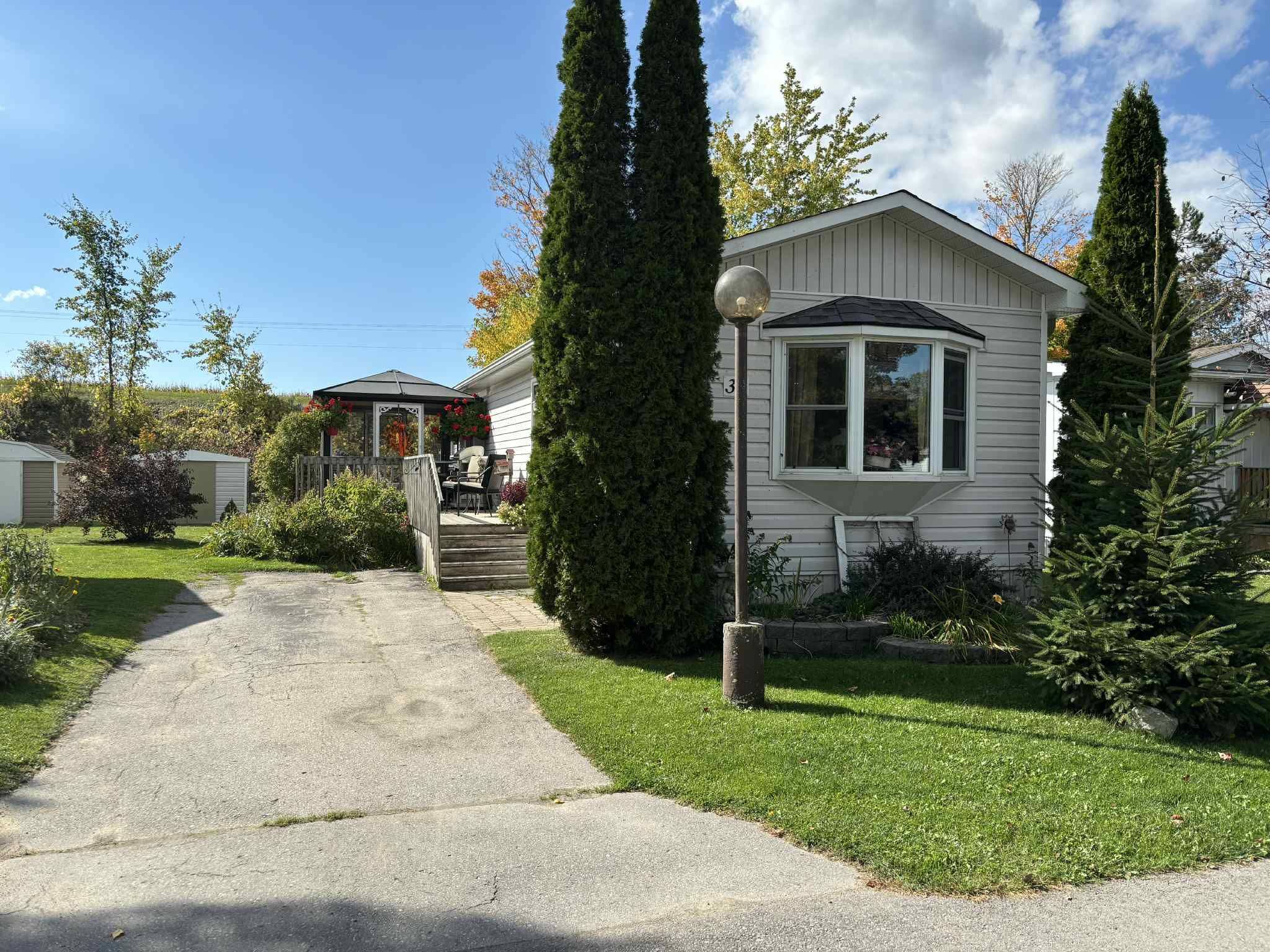 North Huron, ON N0G 2W0,35 Briarwood CRES