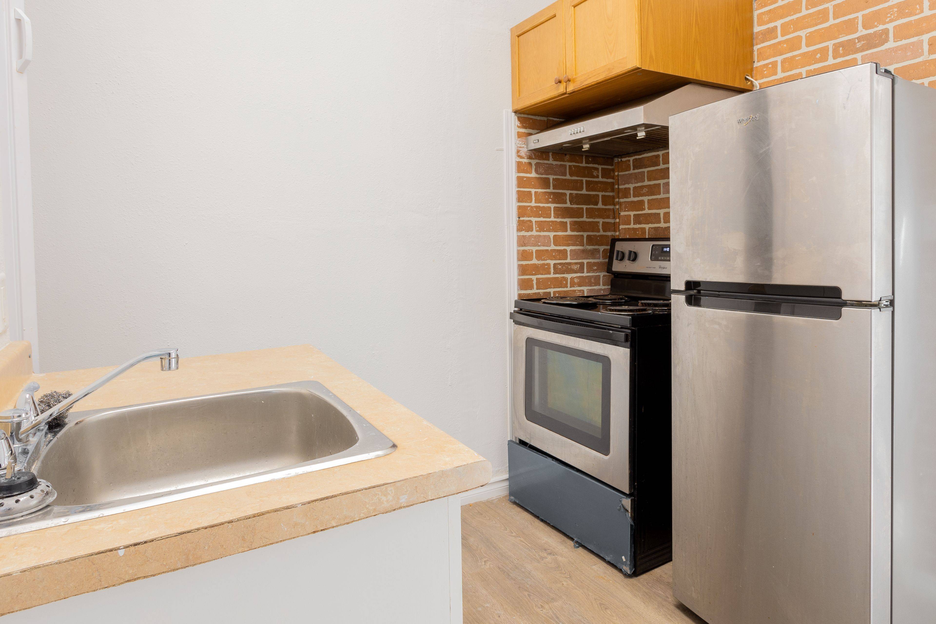 St. Catharines, ON L2T 2M8,36 Oakridge AVE #3