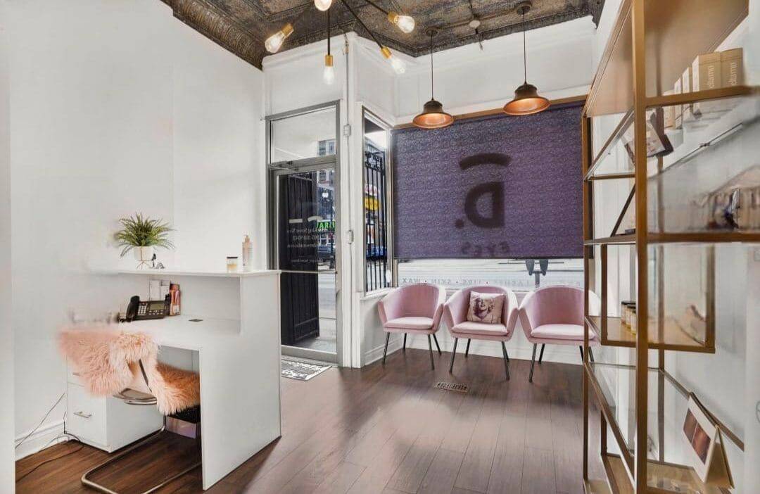 Hamilton, ON L8P 1A9,232 King ST W