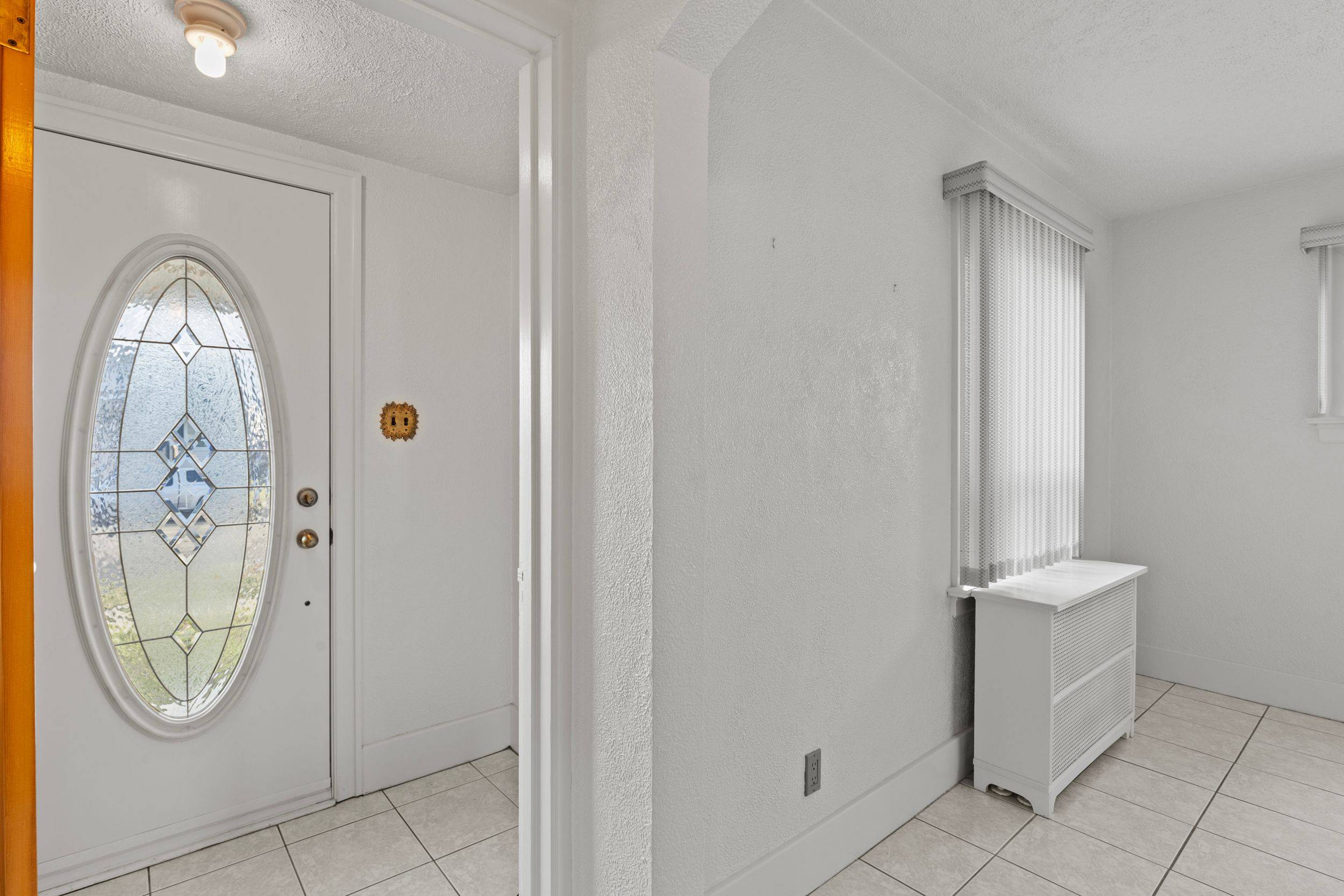 Welland, ON L3B 1N7,246 Scholfield AVE S