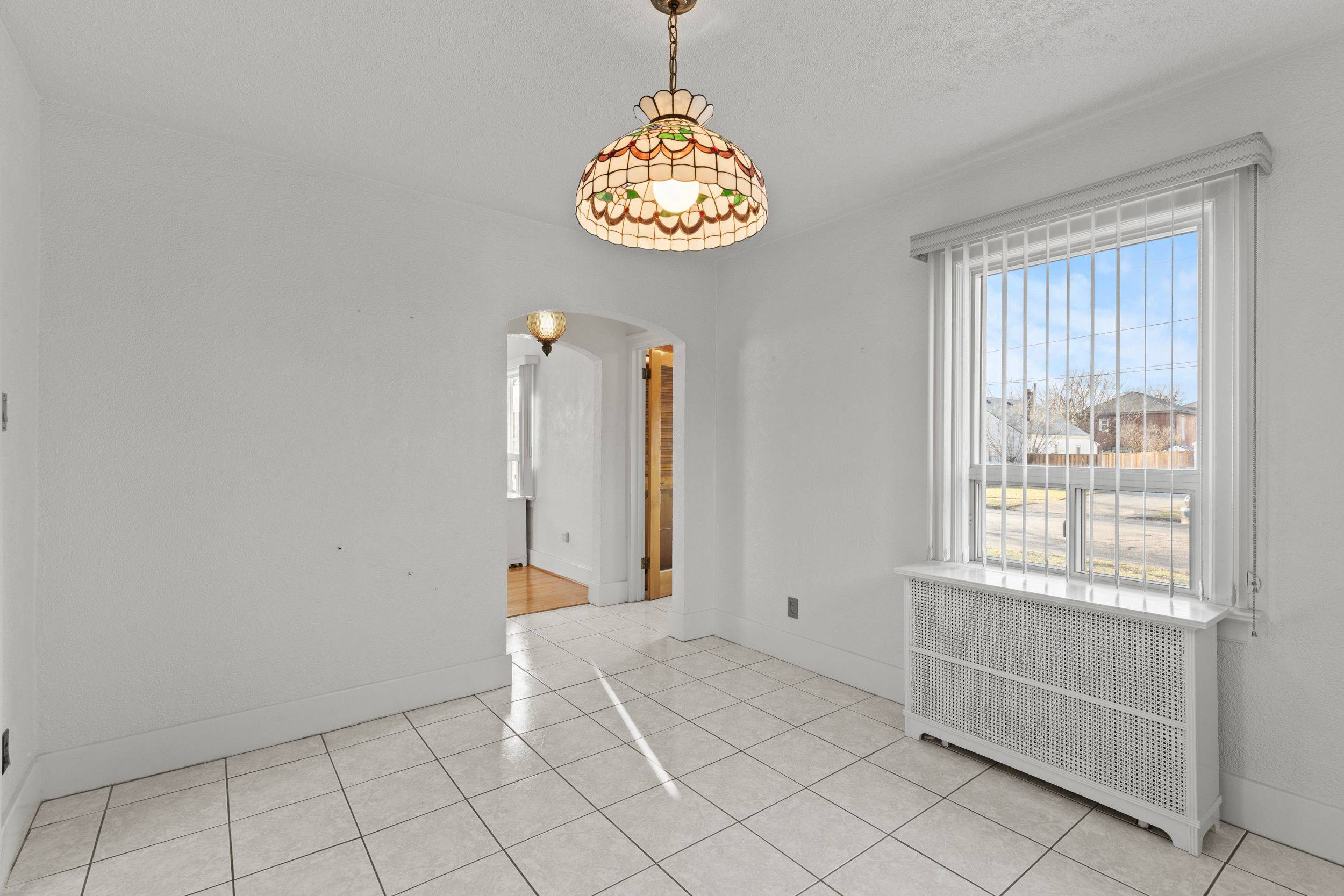 Welland, ON L3B 1N7,246 Scholfield AVE S