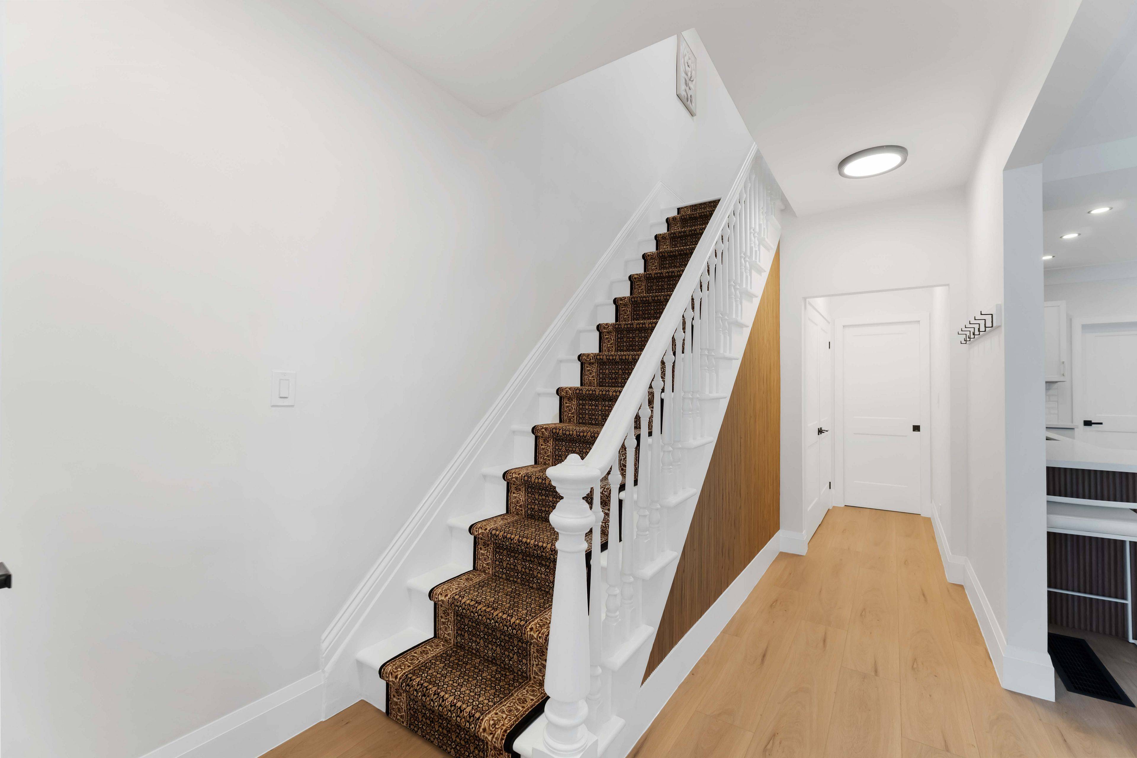 Lincoln, ON L0R 1B0,4367 Ontario ST