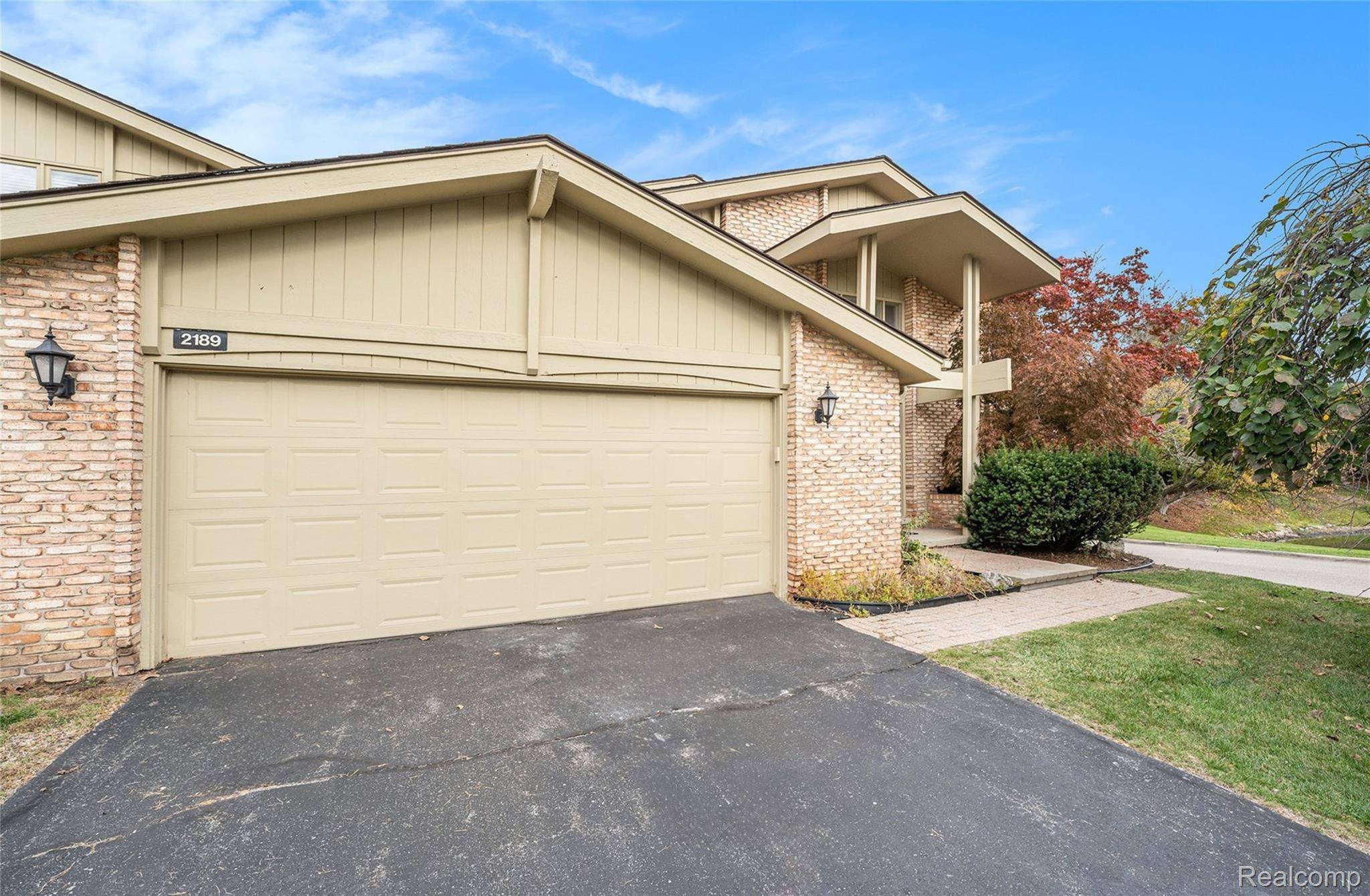 West Bloomfield, MI 48322,2189 Colony Club CT