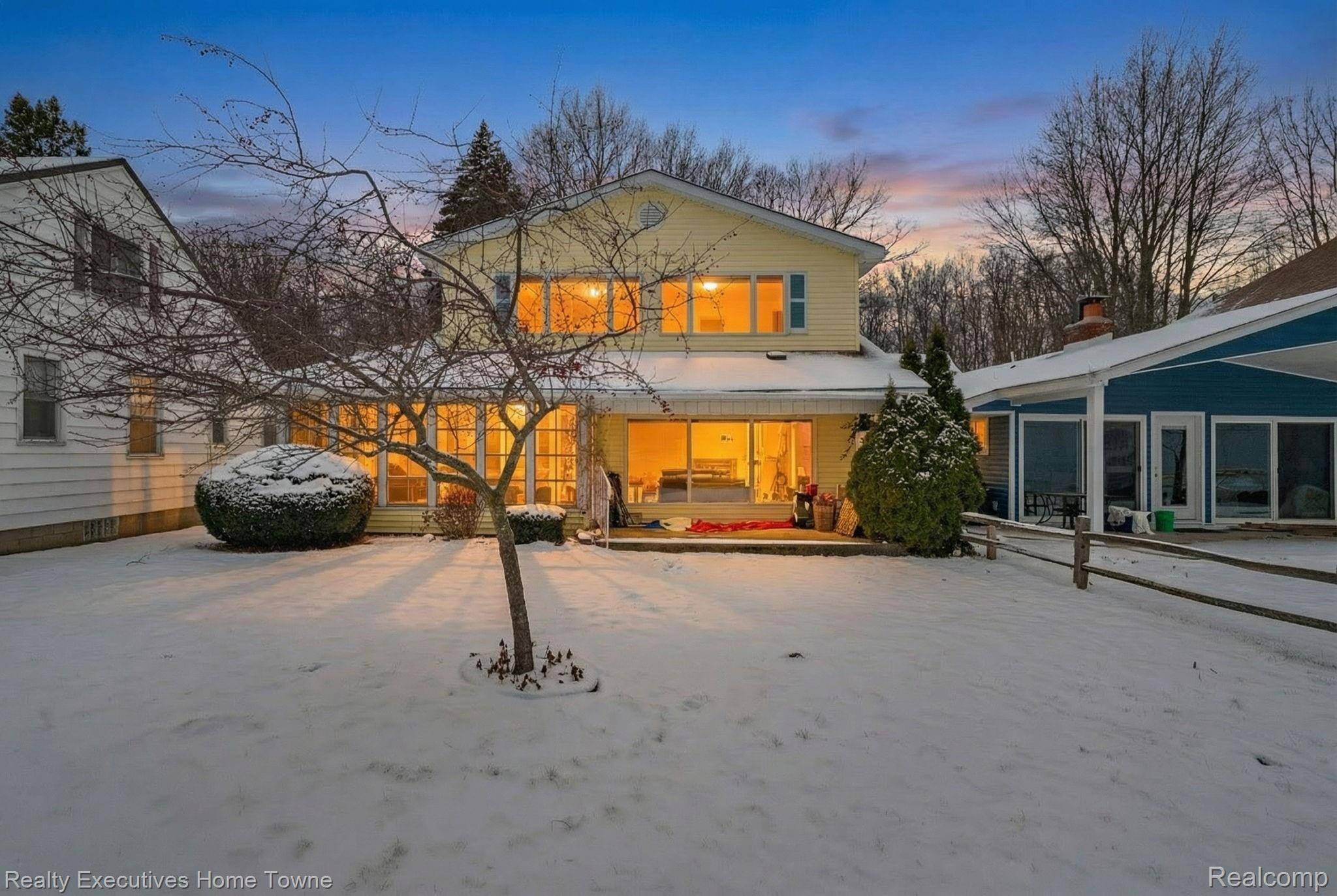 Fort Gratiot, MI 48059,5430 Lakeshore RD