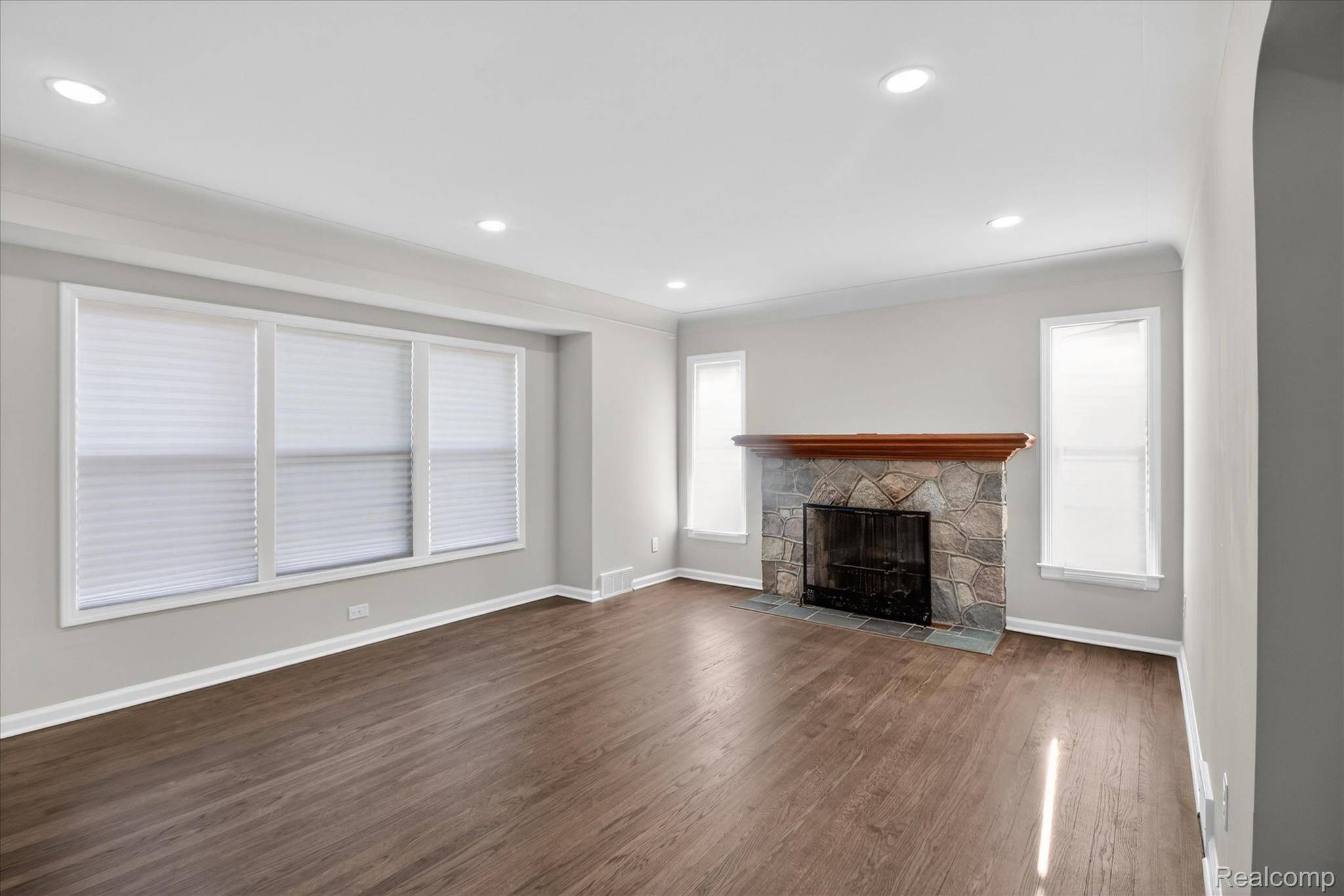 Trenton, MI 48183,1909 S Trenton DR