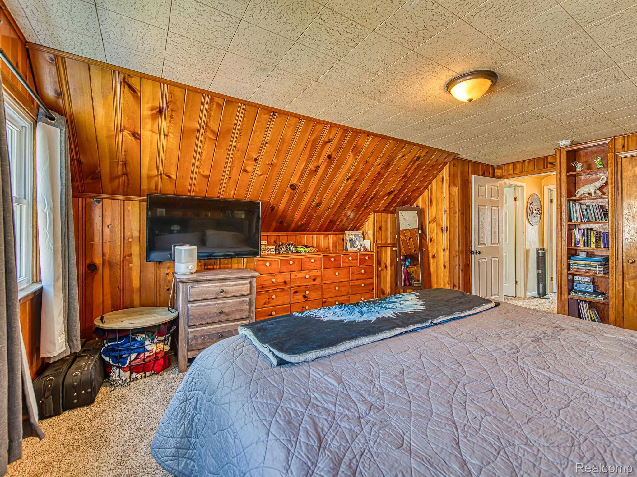 Southgate, MI 48195,16287 Windermere CIR