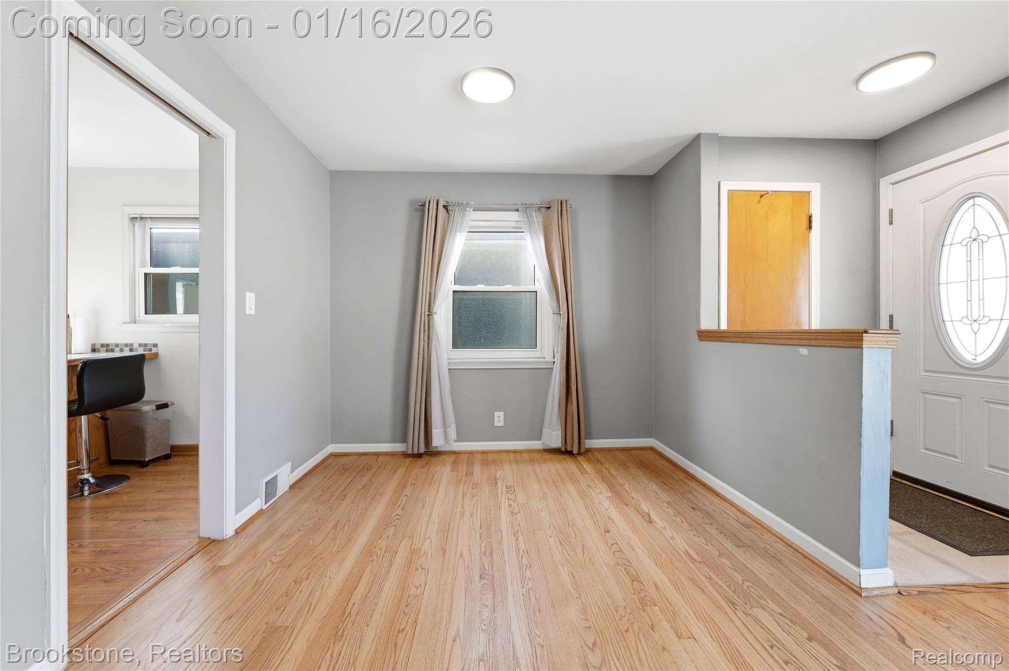 Madison Heights, MI 48071,28212 Edward AVE