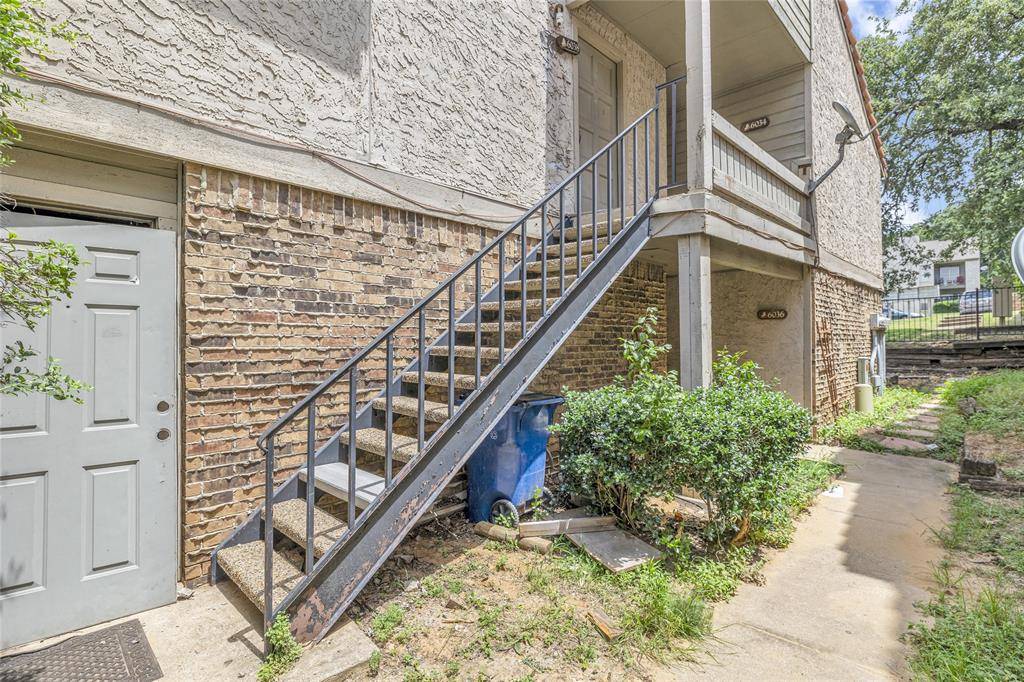 Fort Worth, TX 76112,6034 Stoneybrook Drive