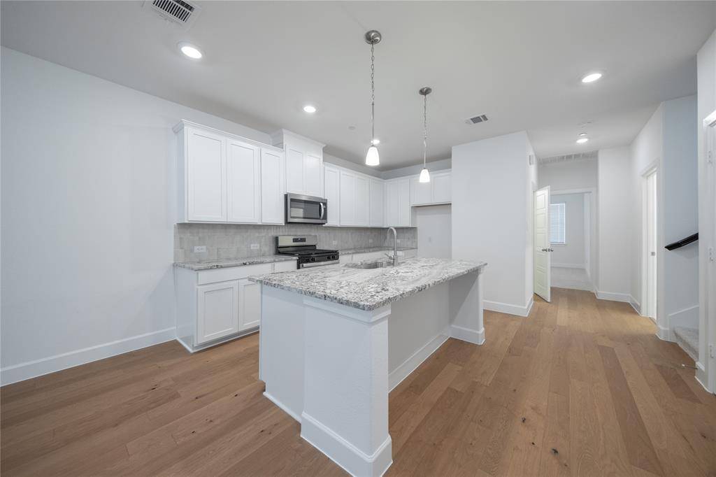 Rowlett, TX 75088,7901 Sunset Boulevard