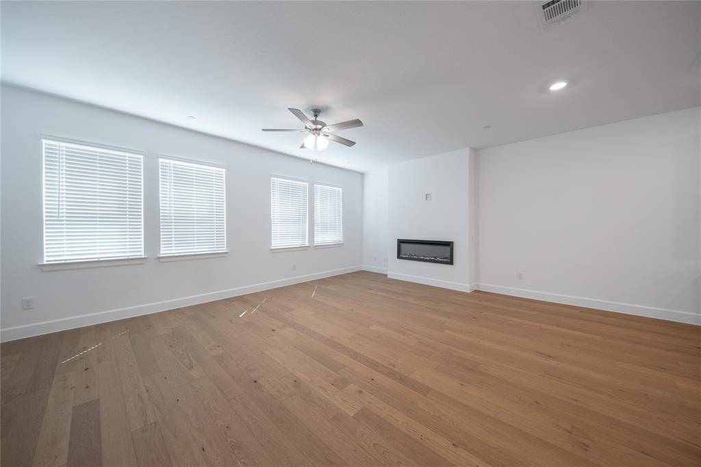 Rowlett, TX 75088,7901 Sunset Boulevard