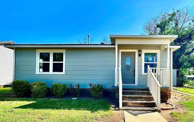 Ballinger, TX 76821,903 N 4th Street