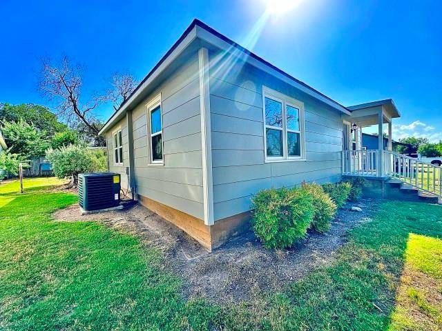 Ballinger, TX 76821,903 N 4th Street