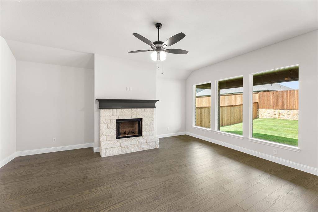 Joshua, TX 76058,35 Magpie Street