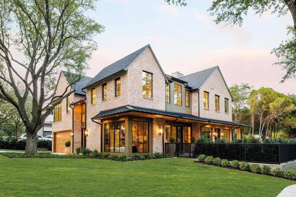 Dallas, TX 75214,3944 Dalgreen Drive