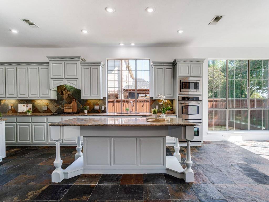 Mckinney, TX 75071,8709 Herns Meadow Lane