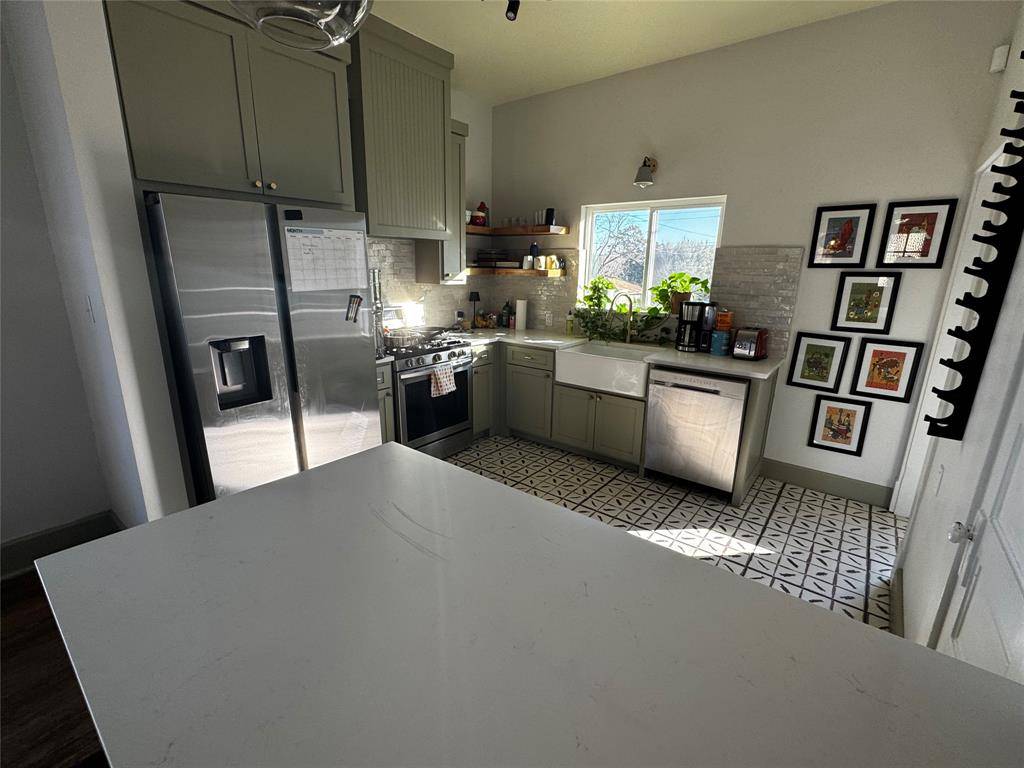 Dallas, TX 75216,1802 Seevers Avenue