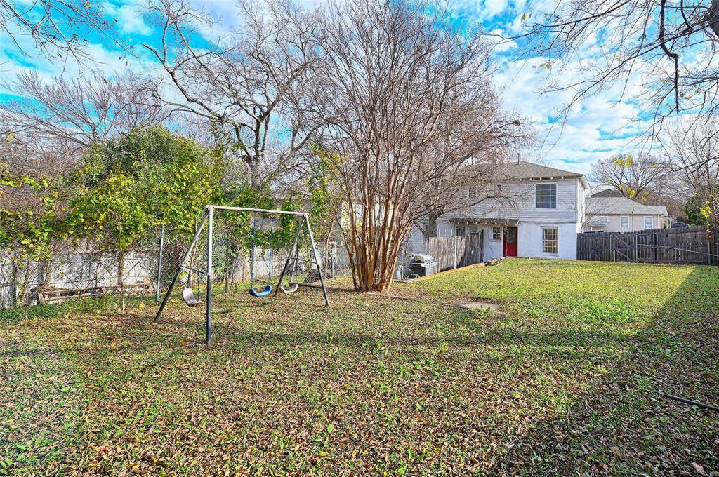 Dallas, TX 75208,307 N Oak Cliff Boulevard