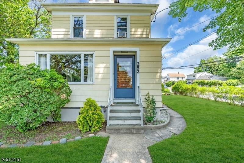 Kenilworth Boro, NJ 07033,252 Boulevard