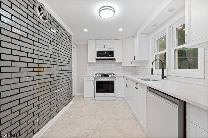 Franklin Twp., NJ 08873,88 Emerson Rd