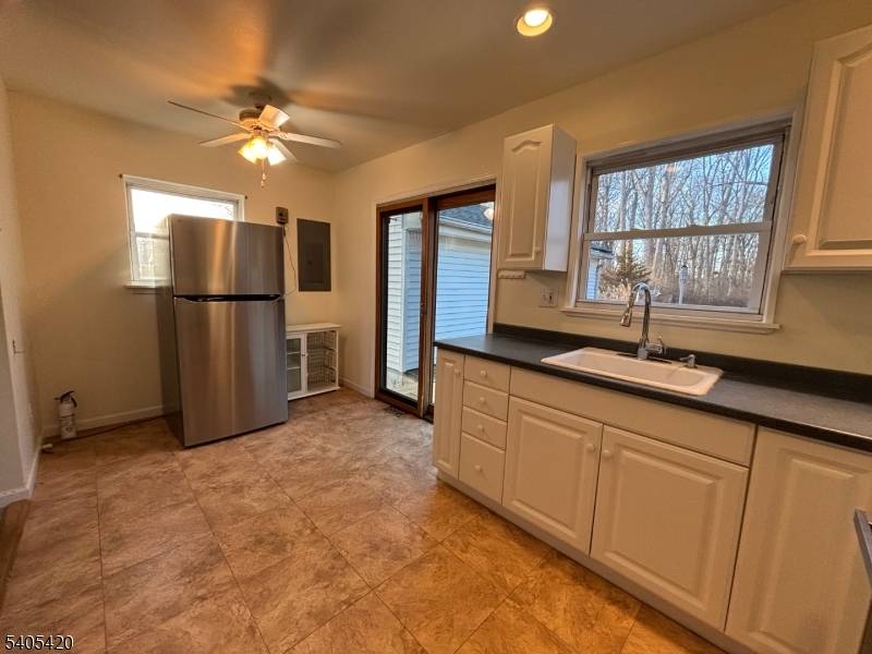 Green Twp., NJ 07821,4 Spruce Dr