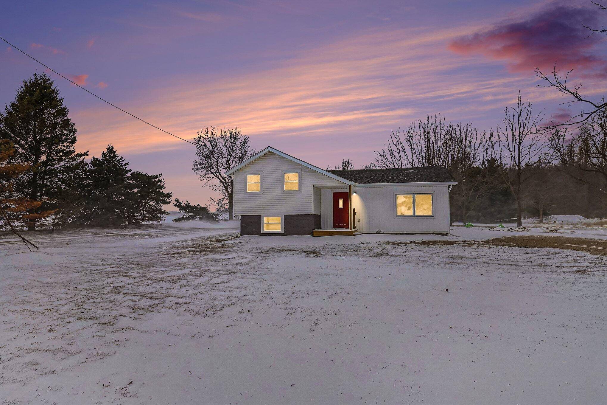 Leslie, MI 49251,3494 Covert RD