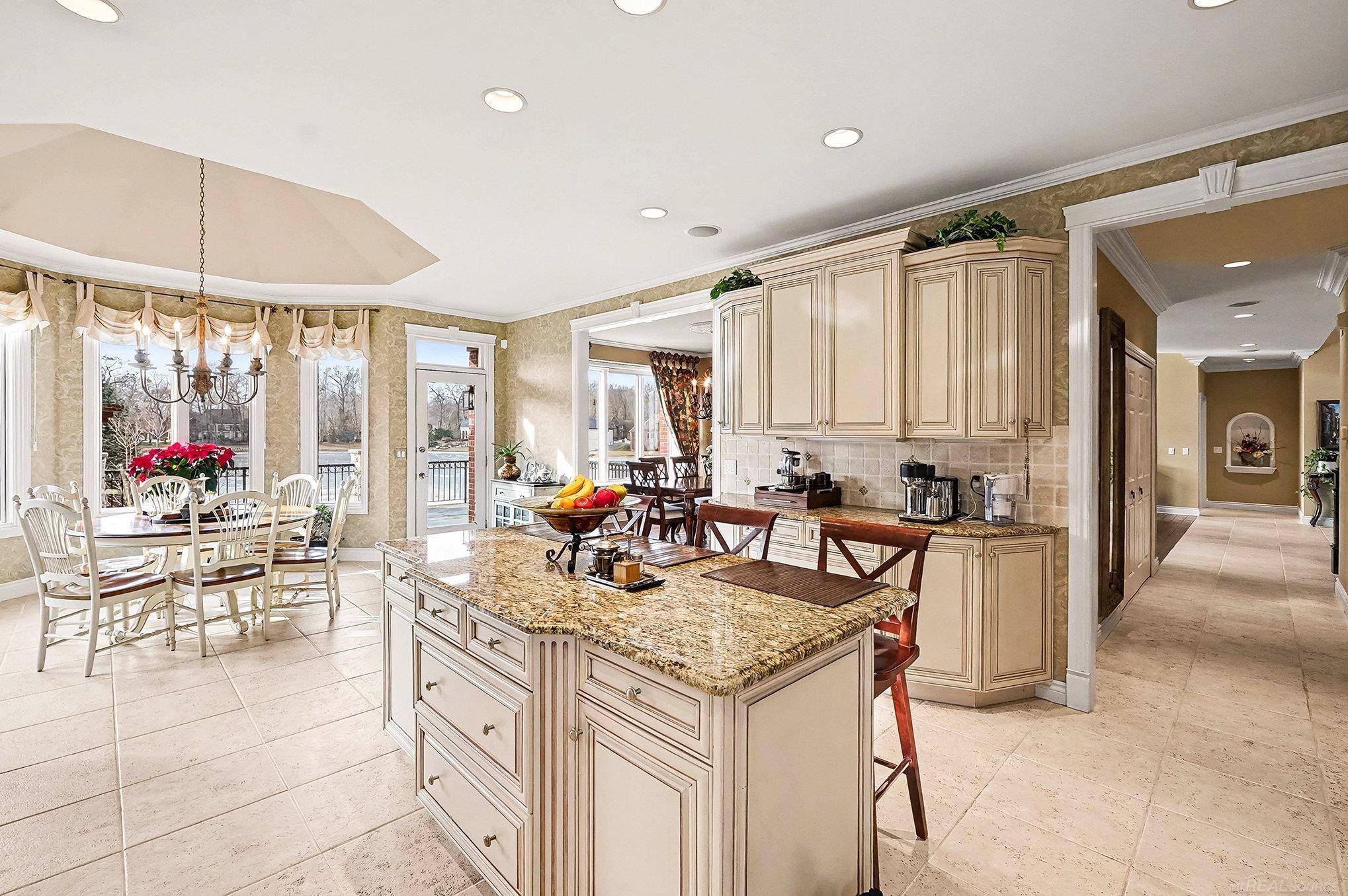 Utica, MI 48316,56187 Nickelby ST