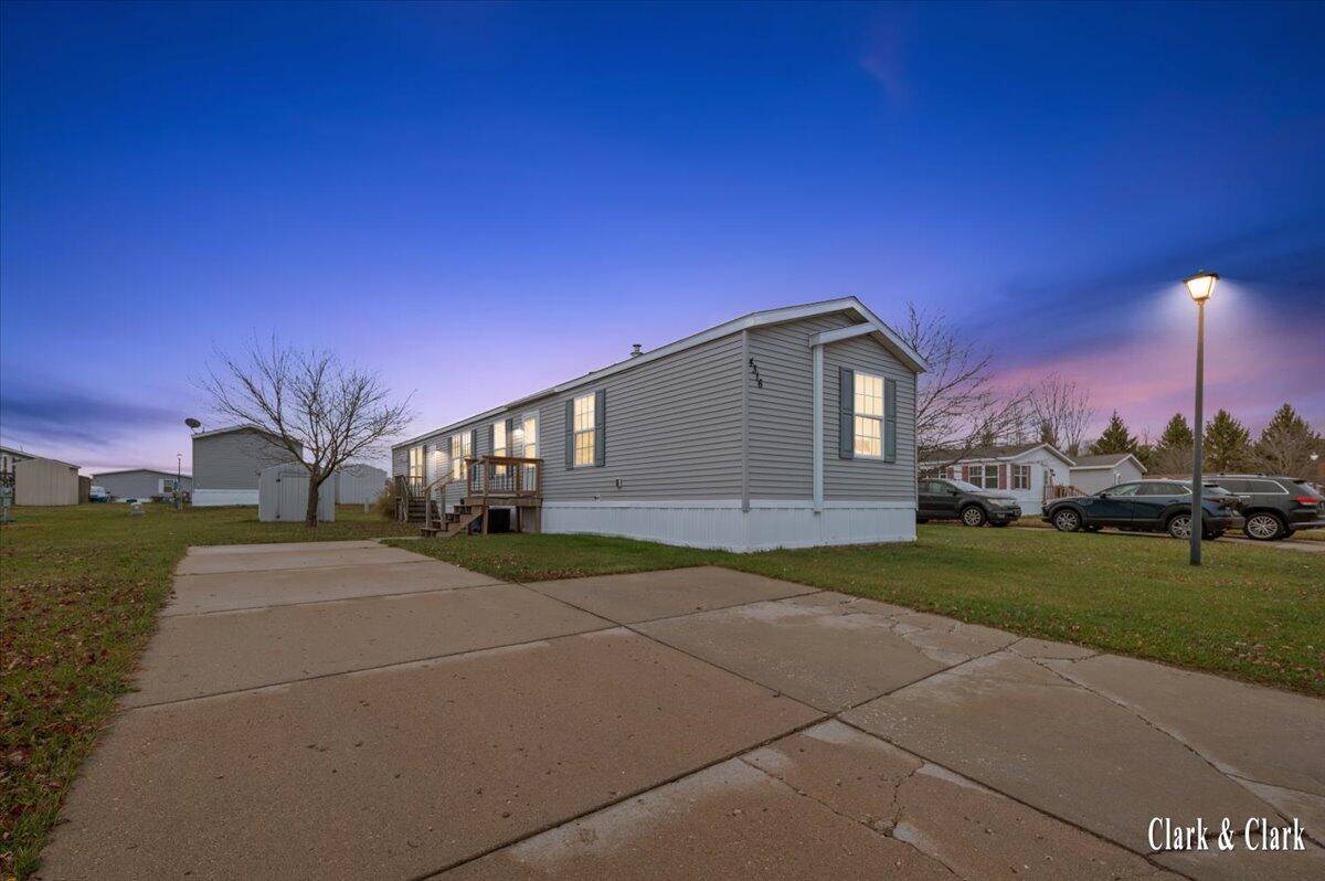 Wayland, MI 49348,4316 Sussex PL