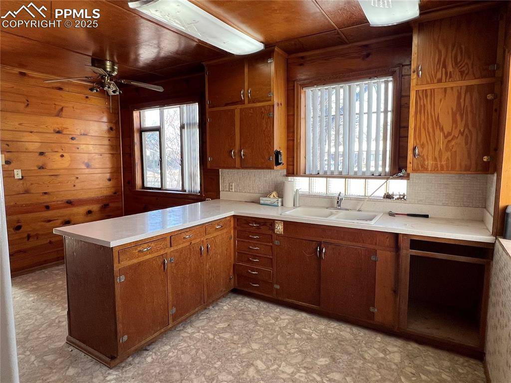 Pueblo, CO 81008,2916 8th AVE