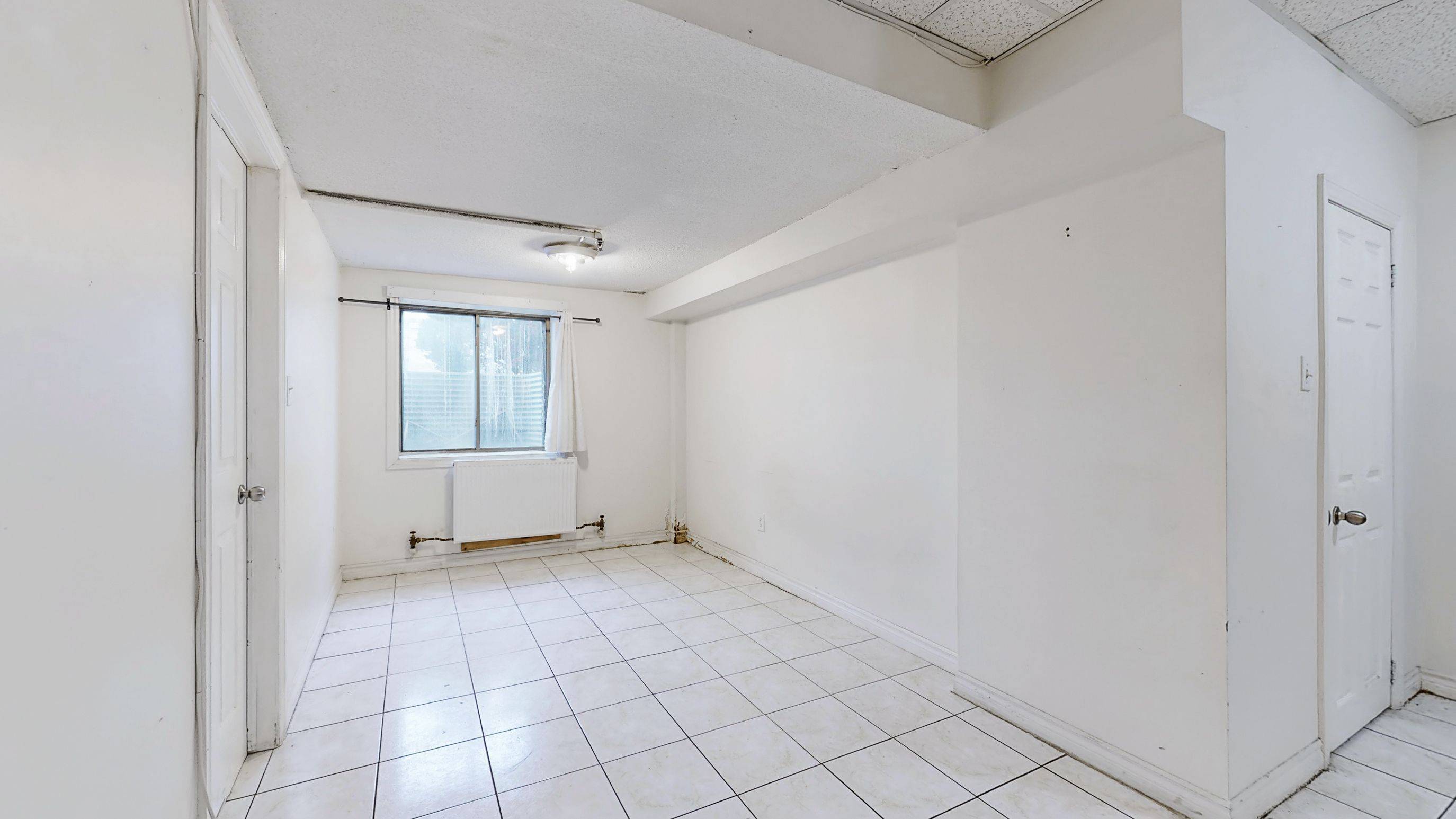 Toronto C11, ON M4G 2L2,896 Eglinton AVE E #100