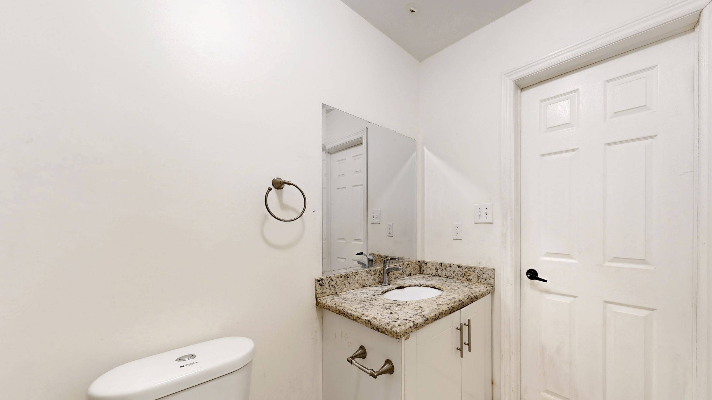 Toronto C11, ON M4G 2L2,896 Eglinton AVE E #100